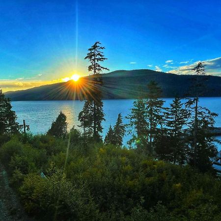 Вилла Port Renfrew Oceanfront Retreat Экстерьер фото